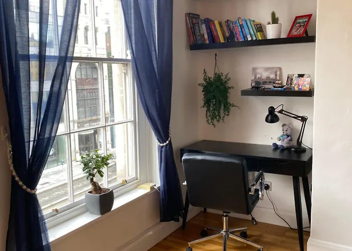 Beautiful In Temple Bar Apartament